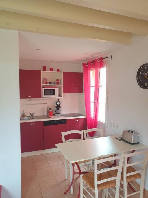 Agreable Villa En Petite Camargue 35 M2 Wifi 갈라르그-르-몽튜 외부 사진